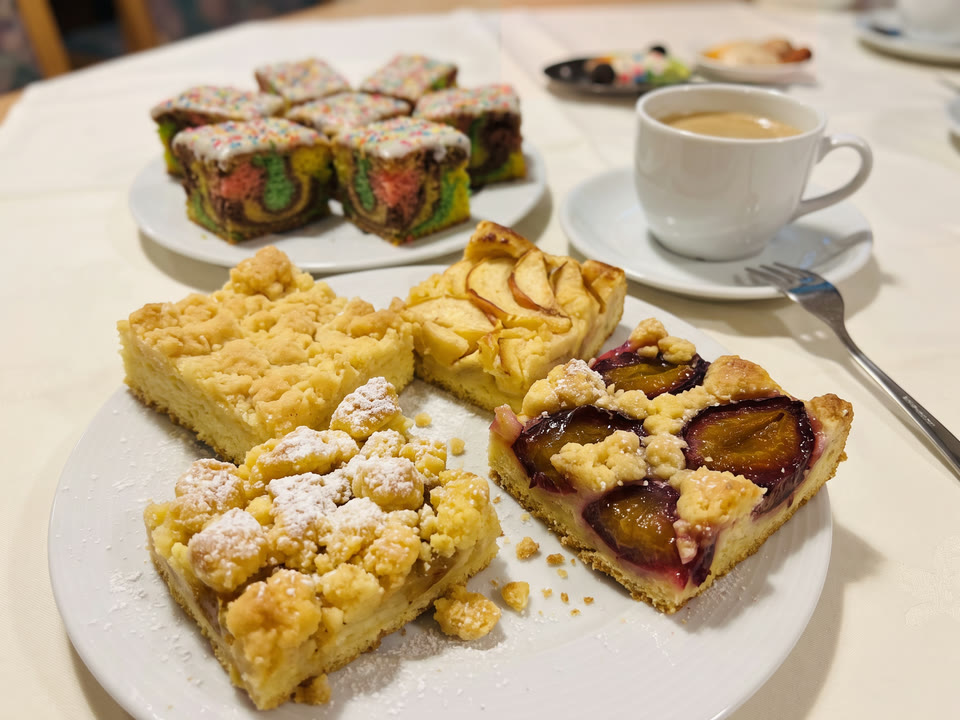Kuchenteller zur Kaffeetafel